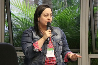 Vanessa Barbato Rodrigues fala em nome de seu Grupo temático