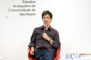 Mario Salerno abre o evento e apresenta o expositor
