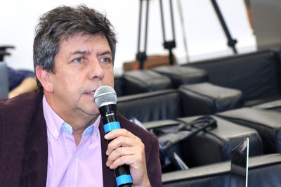 Arturo Orellana 
