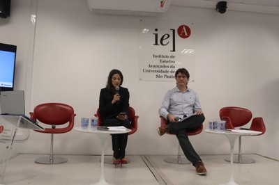 Ana Paula Tavares e Douglas Galante