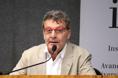 Nabil Bonduk apresenta os expositores