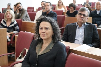 Soraya Soubhi Smaili, reitora da Unifesp, entre o público presente