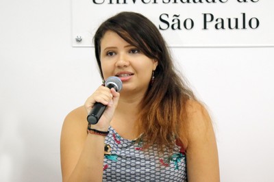 Arianne Azevedo 