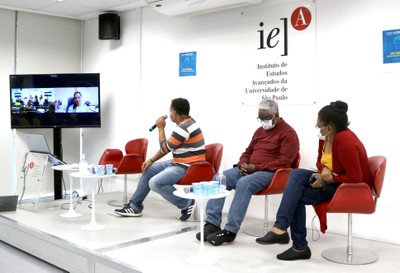 Cássia Virgínia Bastos Maciel, via vídeo-conferência, Alessandro de Oliveira dos Santos, Juarez Tadeu de Paula Xavier e Maria Aparecida da Silva Bento