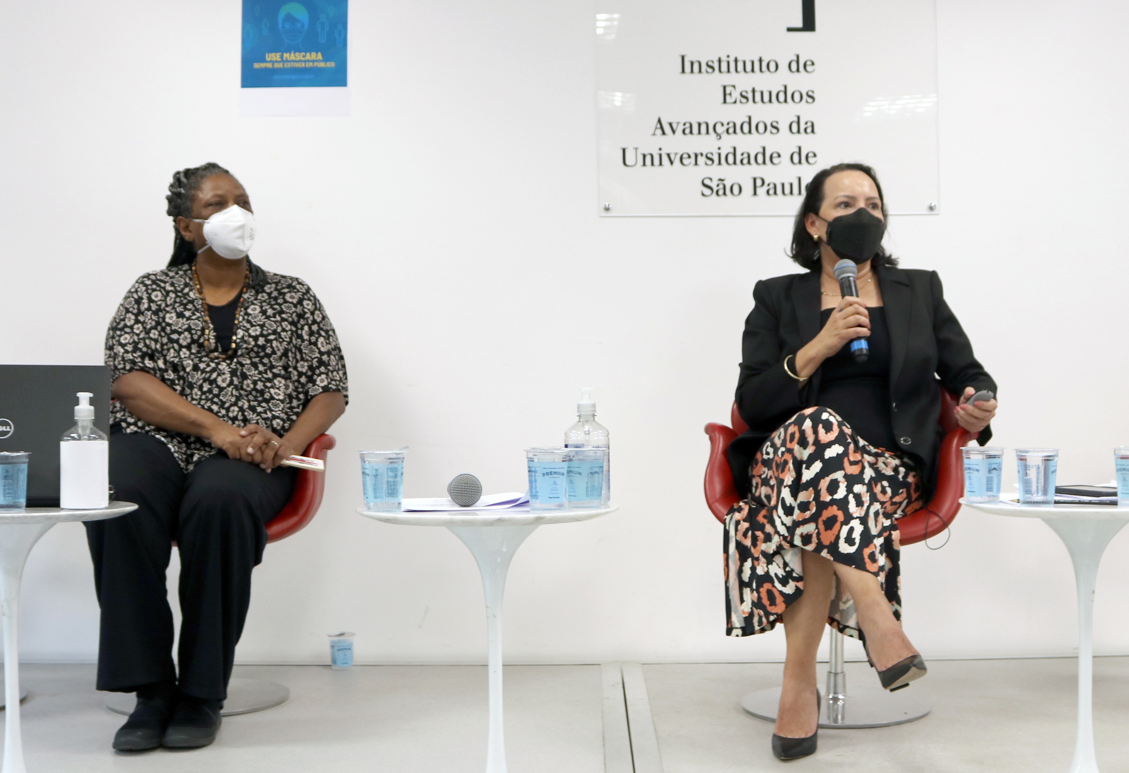 Gislene Aparecida dos Santos e Sharon Davies