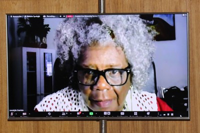 Conceição Evaristo, via vídeo-conferência
