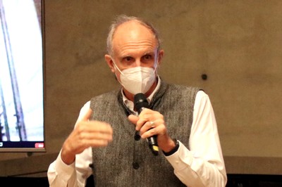 Martin Grossmann faz a abertura do evento