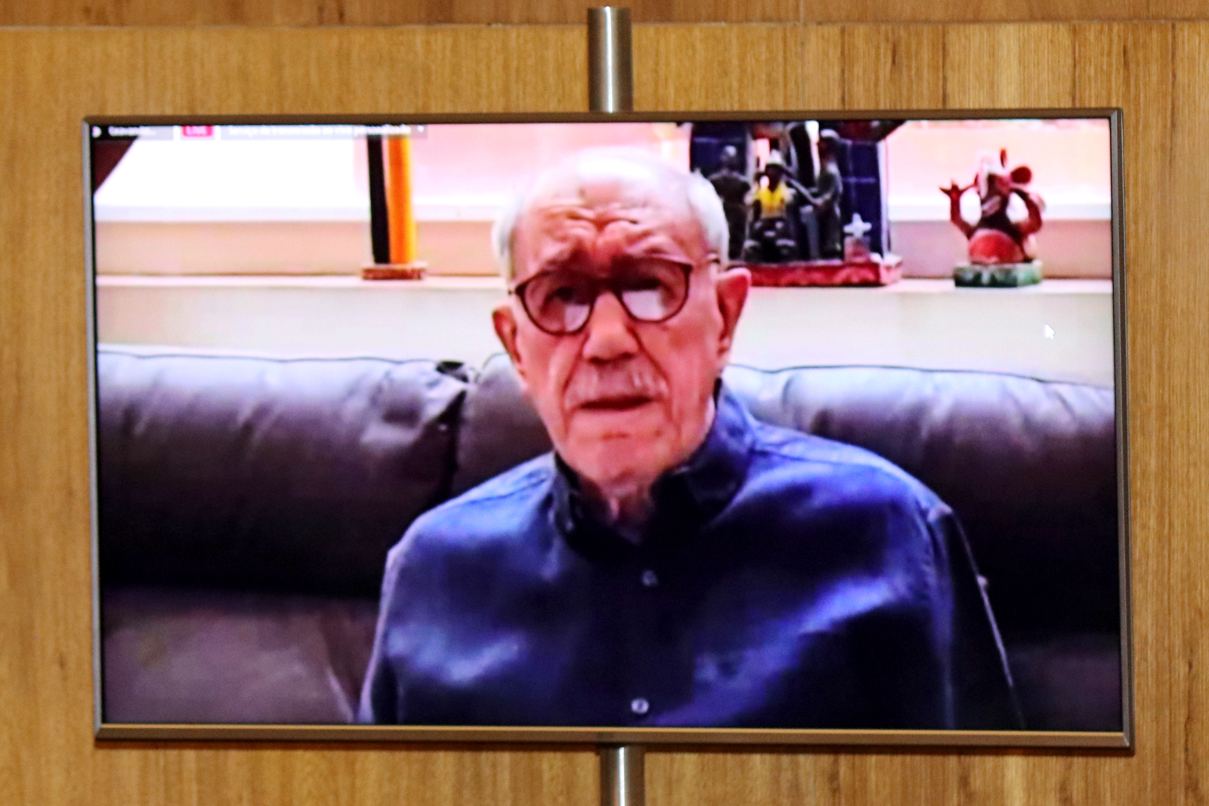 Néstor García Canclini, via vídeo-conferência