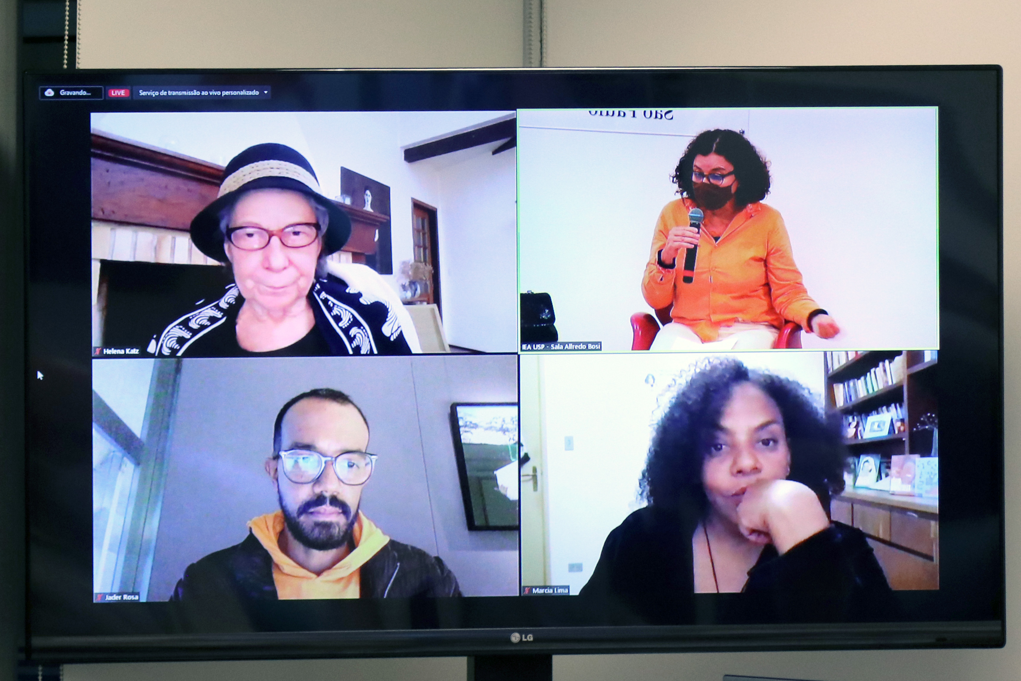 Helena Katz, Jader Rosa e Márcia Lima participam via vídeo-conferência