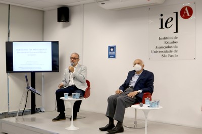 Almir Bressan Júnior e Rubens Ricupero 