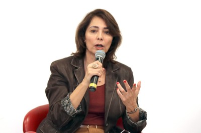 Adriane Reis de Araújo
