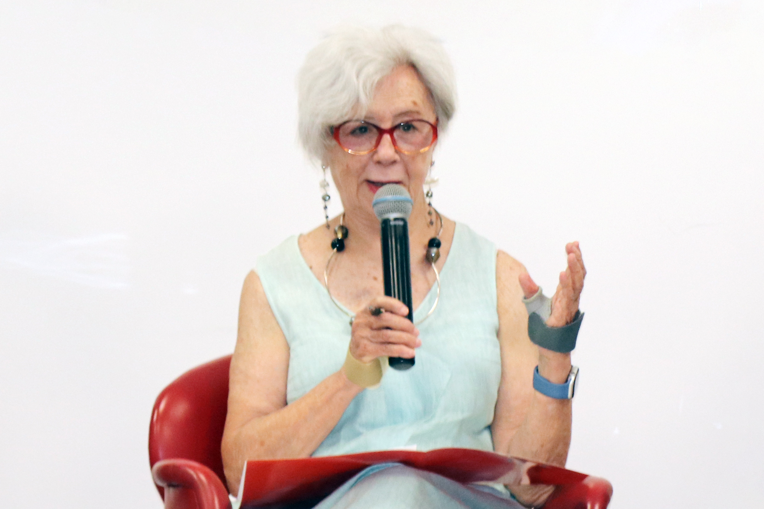 Lourdes Sola