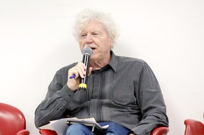 Pedro Roberto Jacobi, faz a abertura do evento