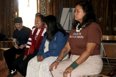 Jason Davis, Larissa Baniwa, Francy Baniwa e Renata Peixe-boi