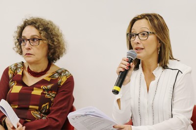 Monica Raisa Schpun e Marisa Midori Deaecto 