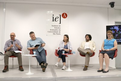 Aaron Schneider, Thomas Legler, Lisa Zanotti, Carlos Meléndez e Brigitte Weiffen  