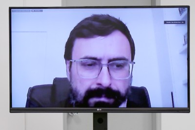 Rafael Faleiros de Padua, via vídeo-conferência