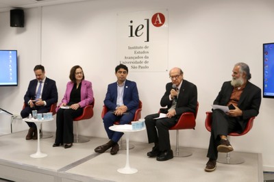 Rodrigo Calado, Roseli de Deus Lopes, Antonio Gomes, Arlindo Philippi Jr e Carlos Alberto Cioce Sampaio