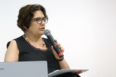 Esther Império Hamburger