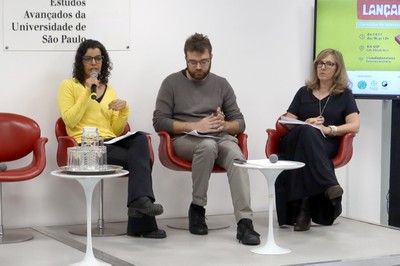 Manuela Venâncio, Rafael Ribeiro e Samantha Graiki Proença 