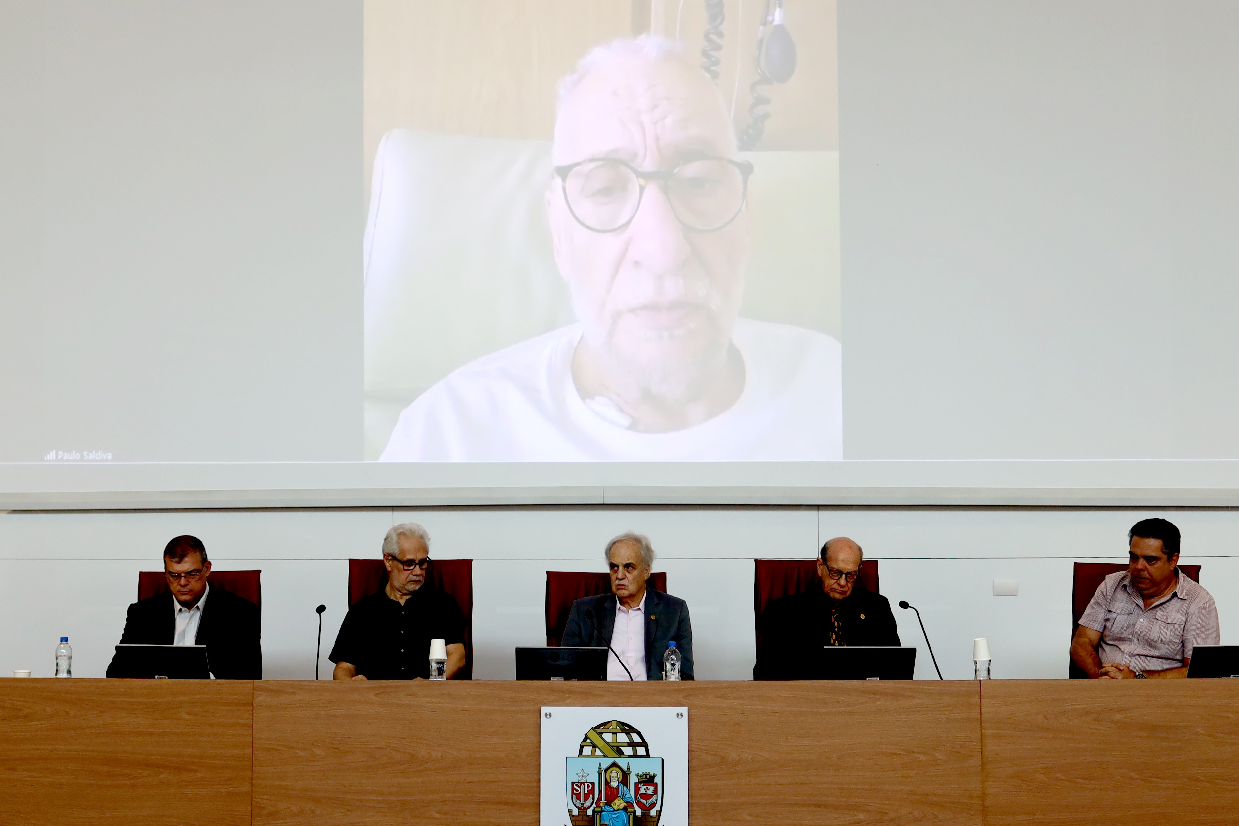 Paulo Saldiva, via vídeo-conferência, Carlos Cerri, Marcos Buckeridge, Carlos Nobre, Arlindo Philippi Júnior, Alexander Turra e Paulo Saldiva 
