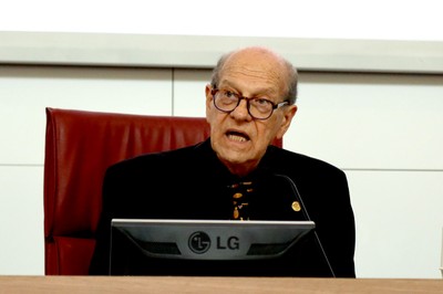 Arlindo Philippi Júnior 