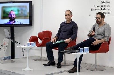 Leonardo Fuduli, via vídeo-conferência, Vagner Carvalheiro Porto e Marcio Teixeira-Bastos 