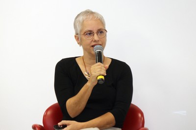 Raquel M. Assis