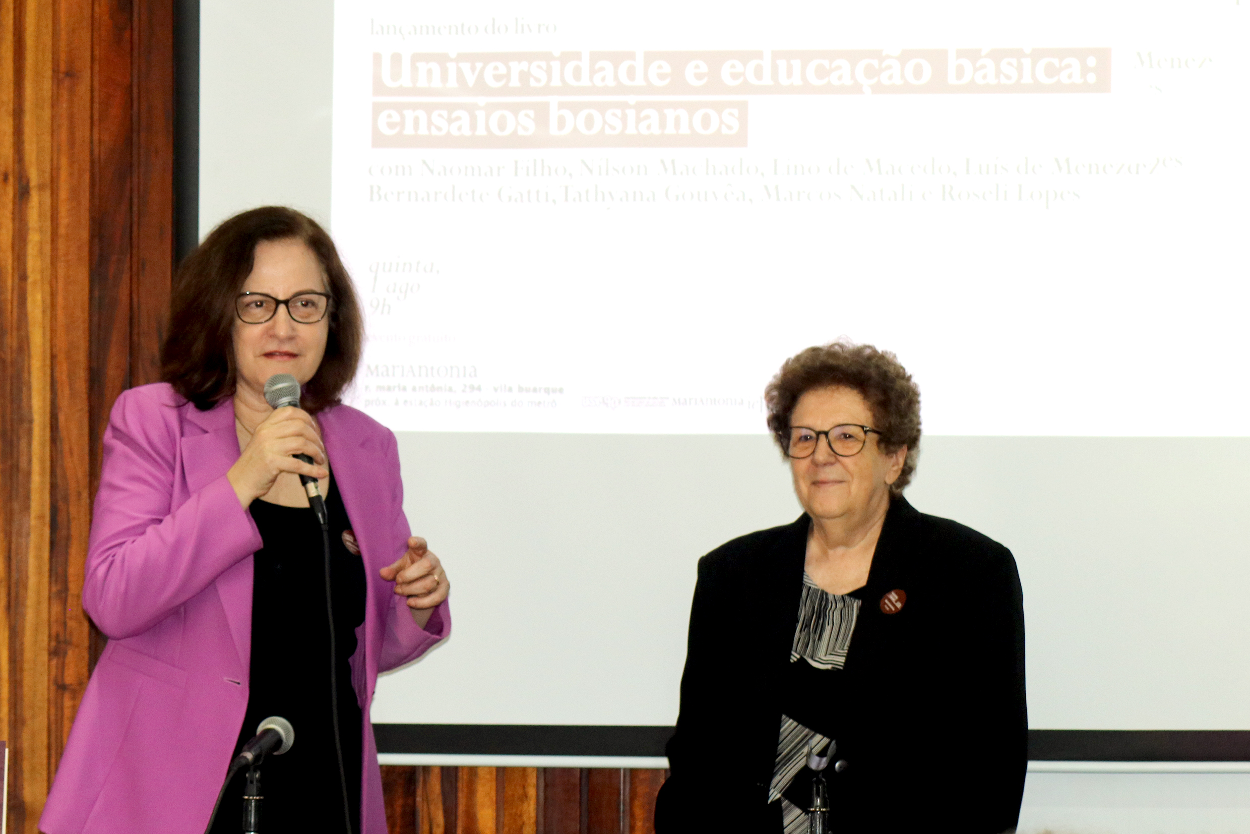 Roseli de Deus Lopes e Bernardete Gatti abrem o evento