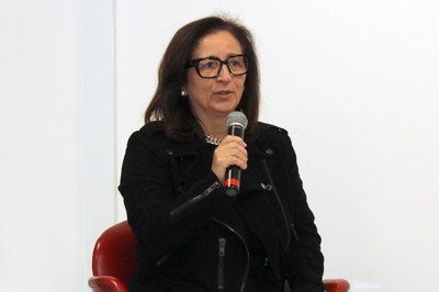 Vera Lucia Navarro 