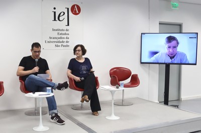 Pablo Ortellado , Roseli de Deus Lopes e Luiz Fernando Castro, via vídeo-conferência
