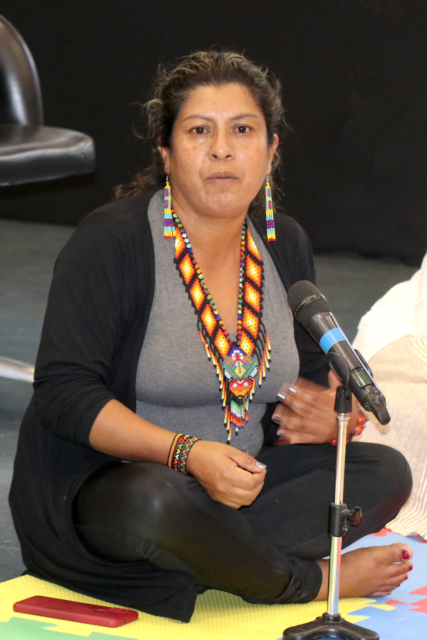 Adriana Moreira Mbya Guarani, conta suas experiências como parteira e professora