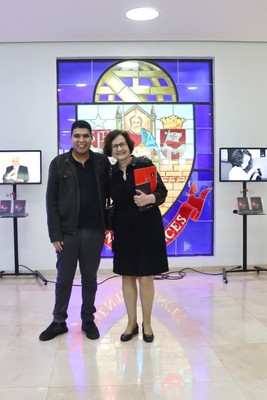 Thiago Giancoli Berto e Roseli de Deus Lopes