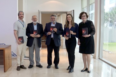 Rafael Borsanelli, Guilherme Ary Plonski, Roney Cytrynowicz, Fernanda Rezende e Roseli de Deus Lopes
