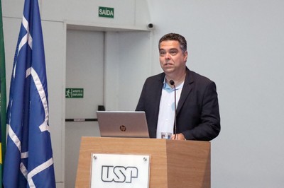 Alexander Turra abre o evento