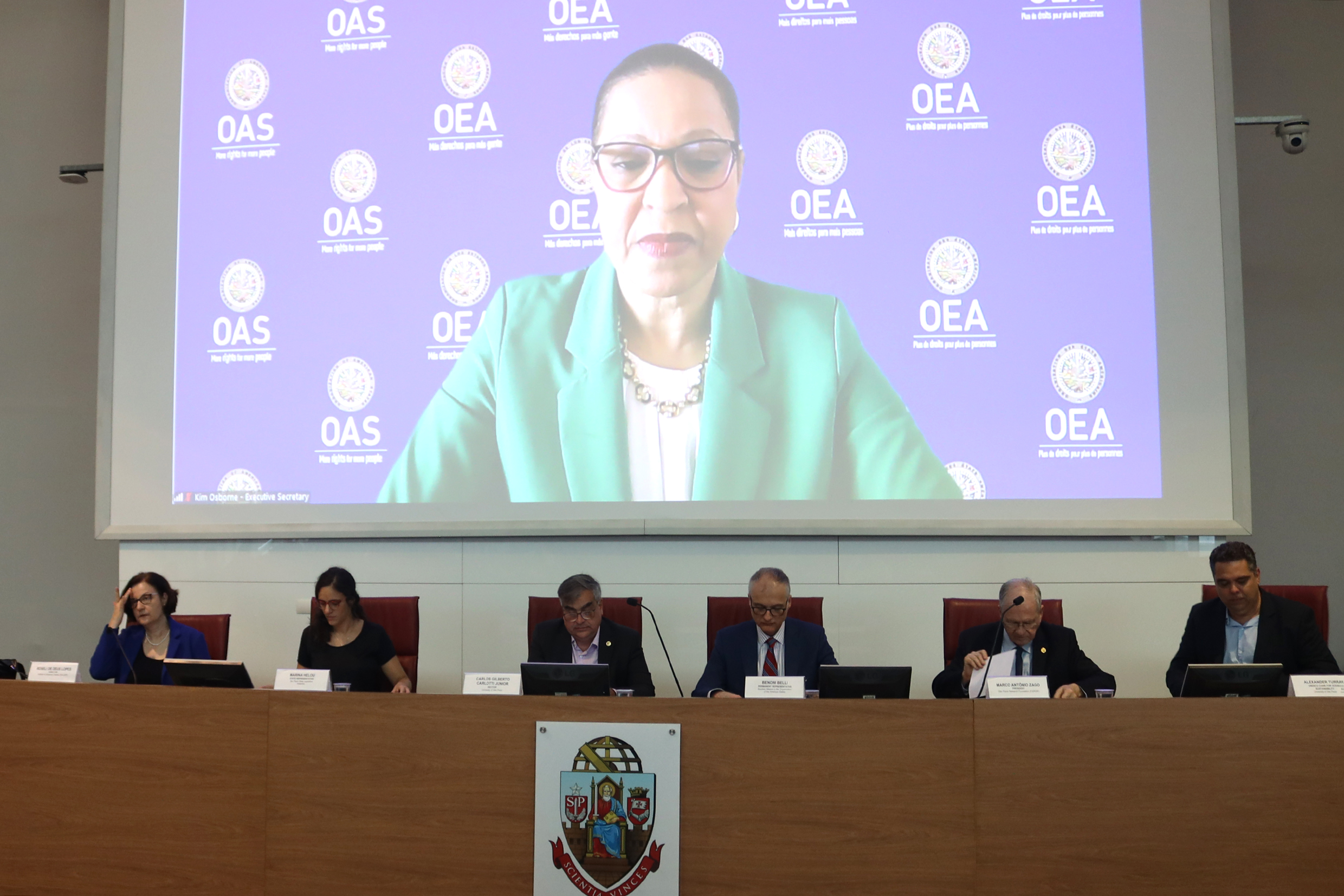 Mesa de abertura; Kim Osborne, via vídeo-conferência, Roseli de Deus Lopes, Marina Helou, Carlos Gilberto Carlotti Junior, Benoni Belli, Marco Antônio Zago e Alexander Turra