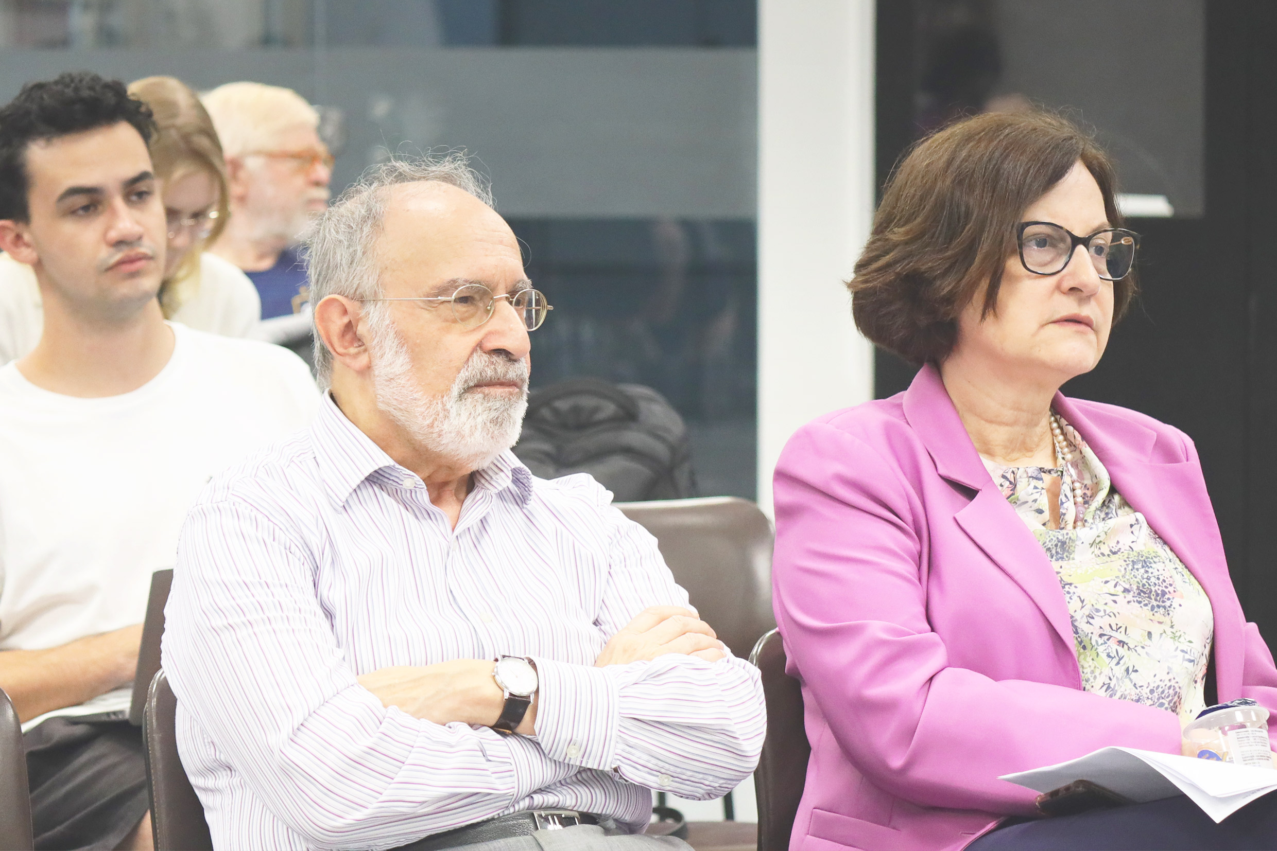 Guilherme Ary Plonski e Roseli de Deus Lopes participam do evento