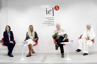 Camila Zelezoglo, Milena Alves, Adalberto Marcondes e Francisca Dantas