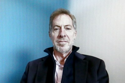 Edward Maibach, via videoconferência