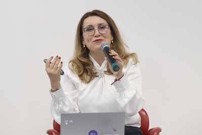 Diana Estevez