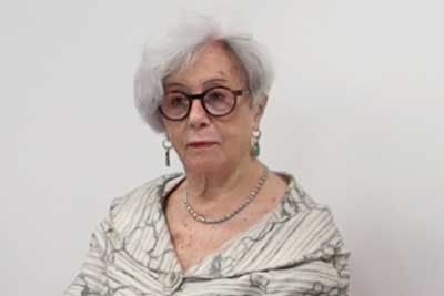 Lourdes Sola