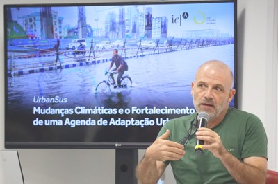 Tadeu Fabrício Malheiros encerra o evento