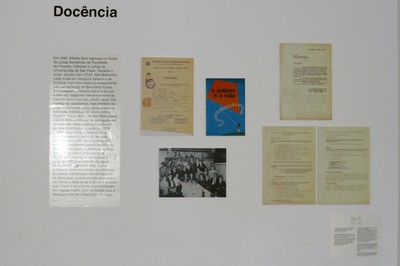 Detalhe da Exposição Alfredo Bosi: eixo "Docência"