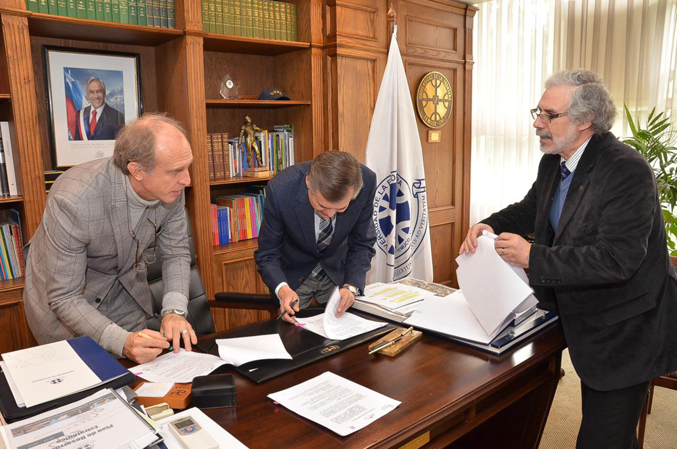 Martin Grossmann, Sergio Bravo Escobar e Raúl Sánchéz Gutiérrez