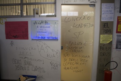 Pichação em Paredes da Reitoria