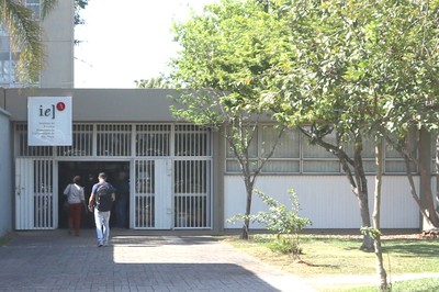 Fachada IEA 