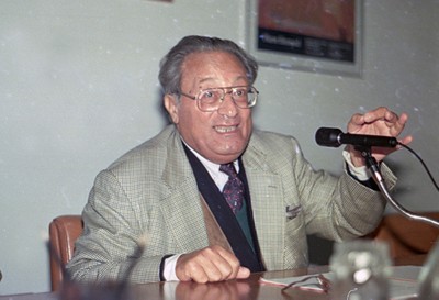 Lucien sfez