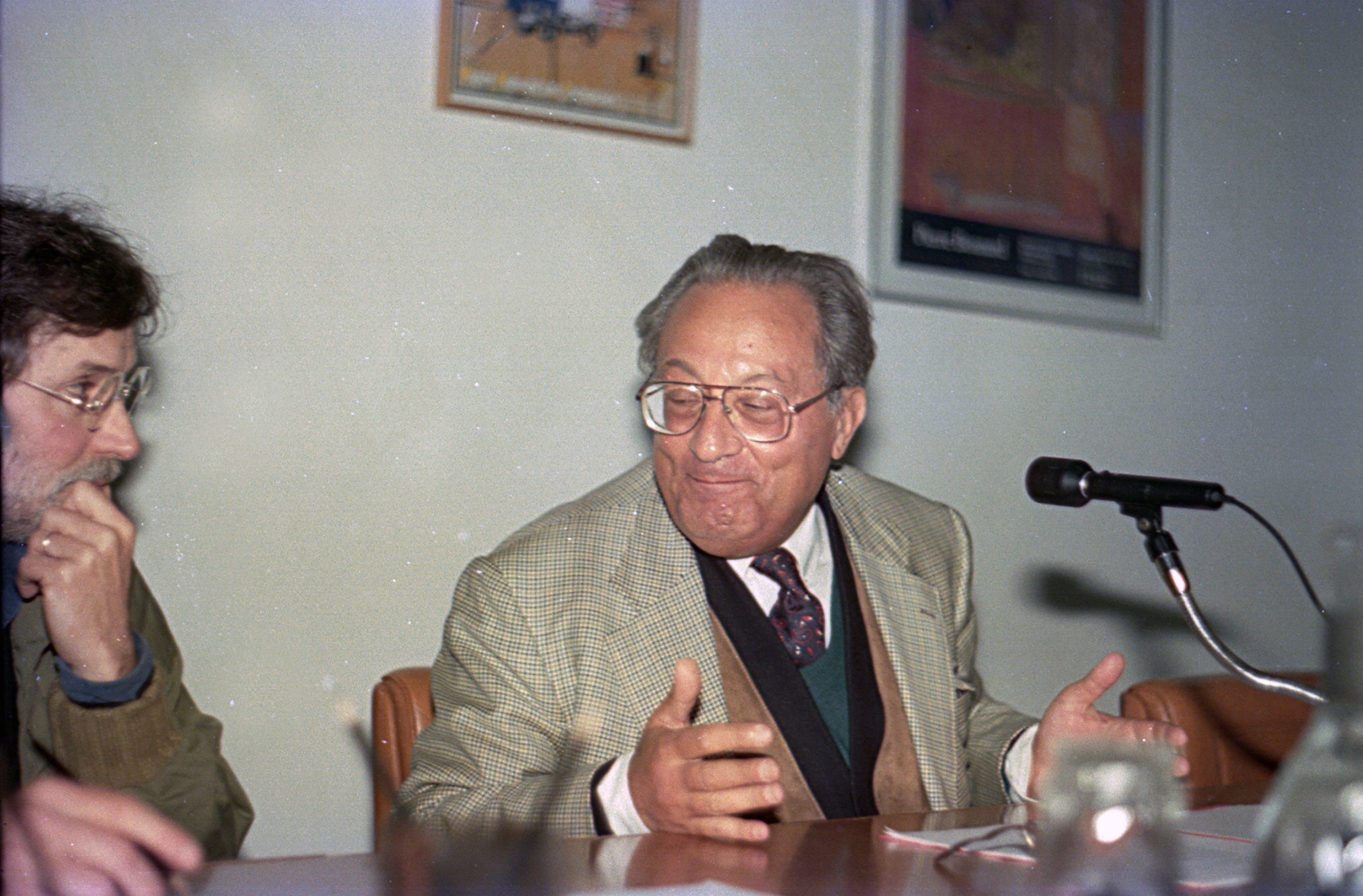 Lucien sfez