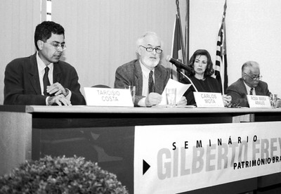 Tarcísio Costa, Carlos Guilherme Mota, Rosa Maria Araújo e Antonio Dimas