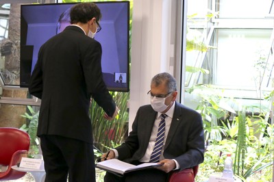 Vahan Agopyan assima Termo de posse